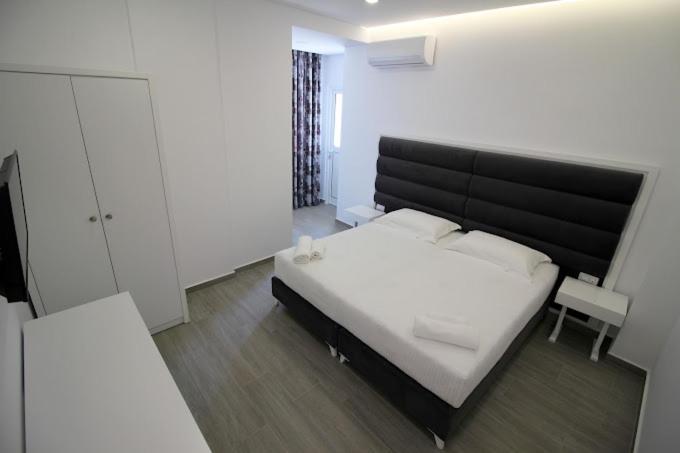 Edina By Hp 4*