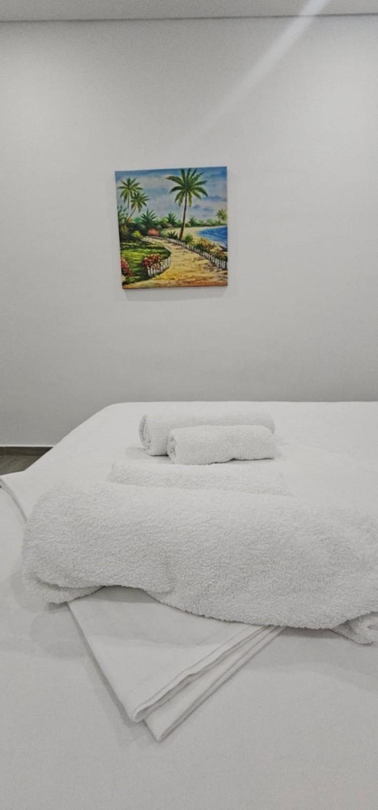 Hotel Edina By Hp Sarandë