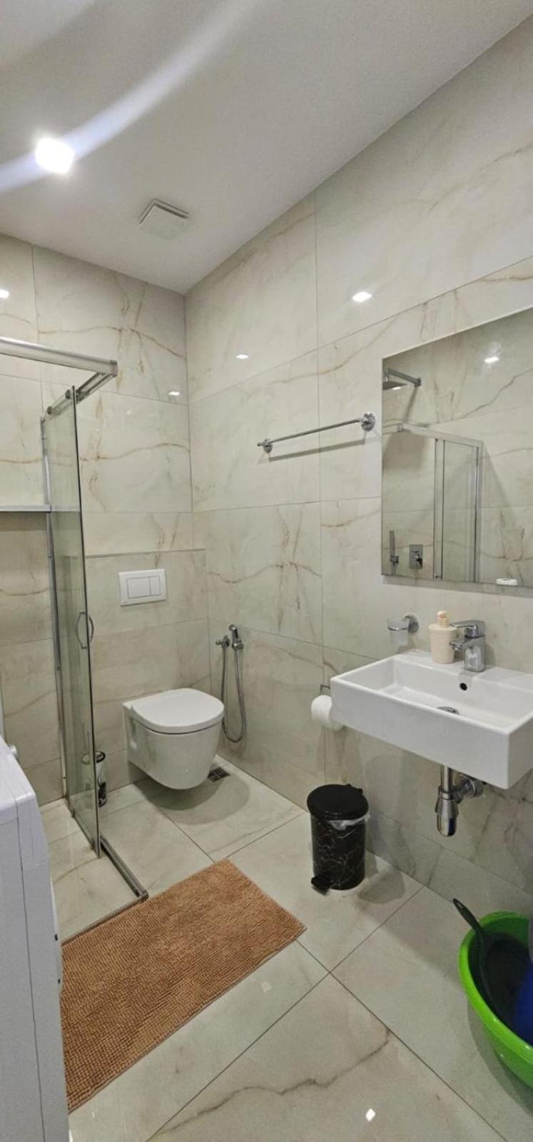 Hotel Edina By Hp Sarandë