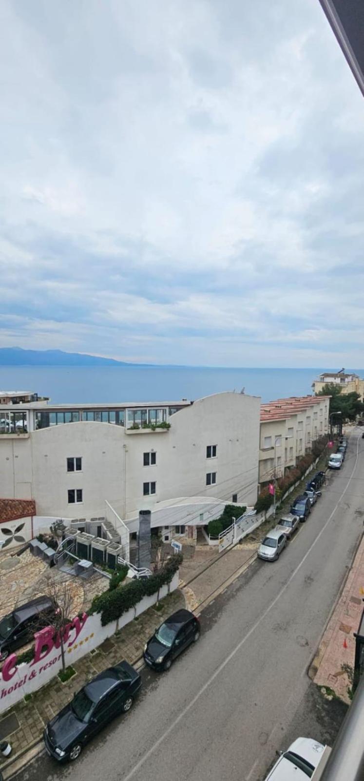 Hotel Edina By Hp Sarandë