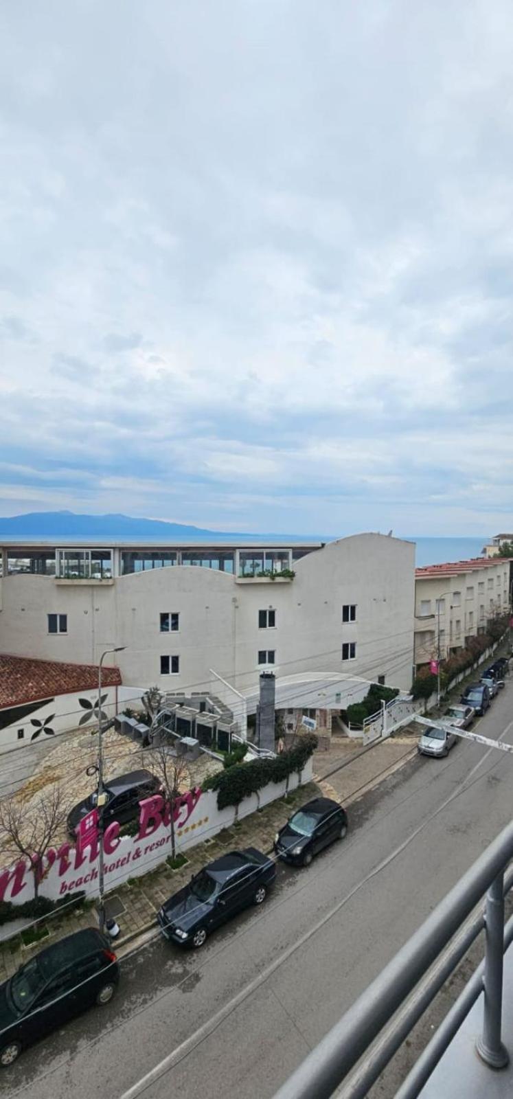 Edina By Hp Hotel 4*